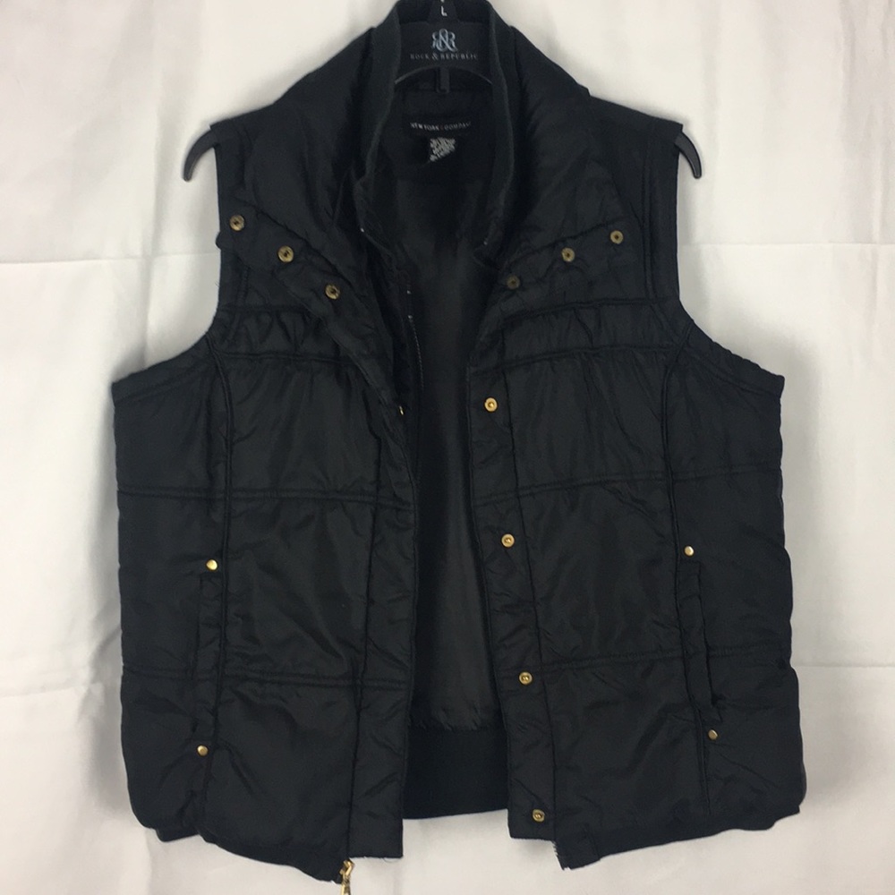 New York & Company black vest with brass hardware